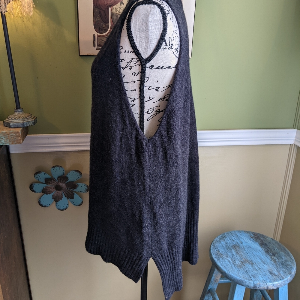 Acrobat sweater - Picture 2 of 8
